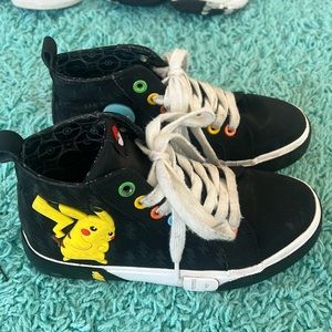 Boys size 2 Pokeman